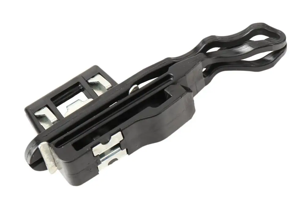 11611805 Clip Tapizado Parabrisas Tracker