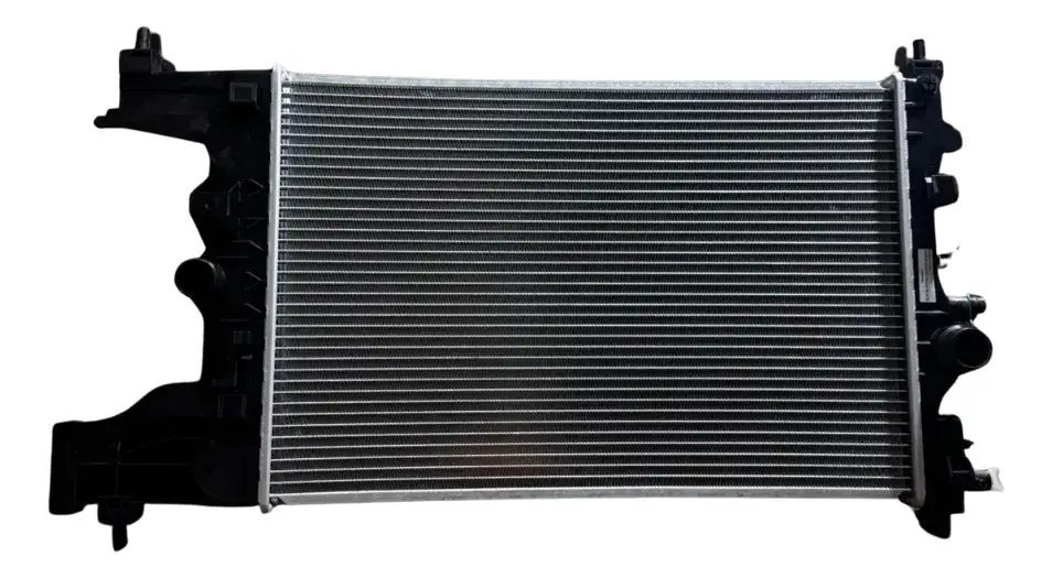 13267650N Radiador De Motor Cruze 1.8n