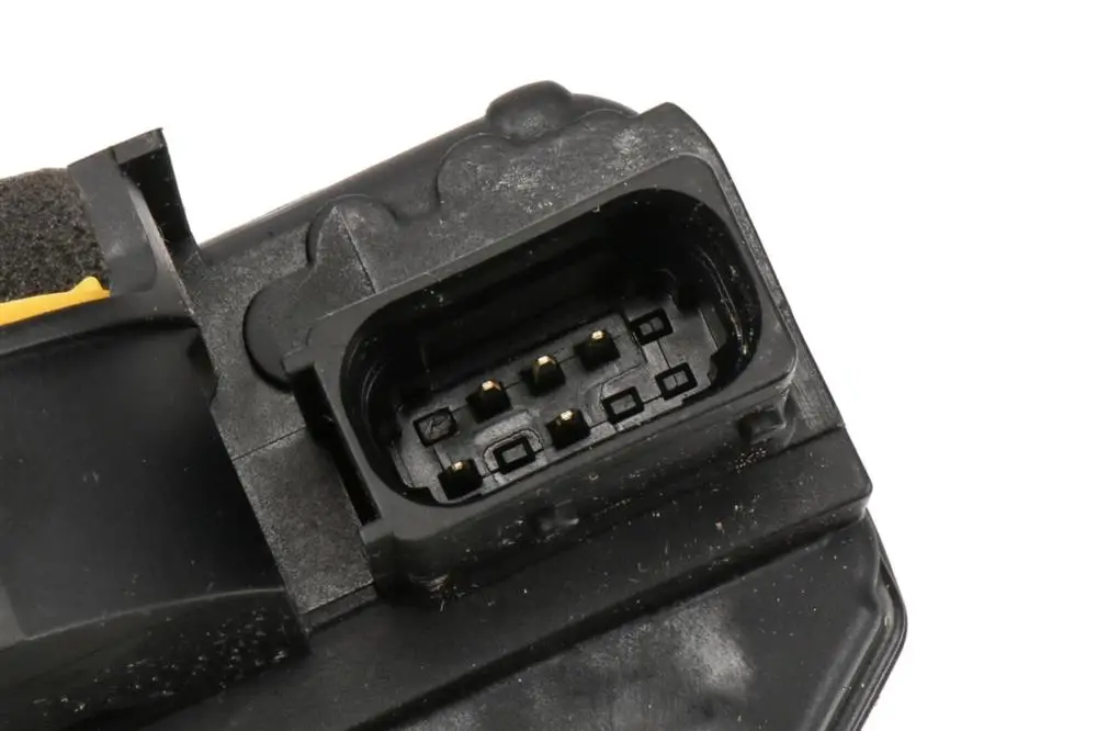 13579545 Cerradura Puerta Trasera Izquierda Sonic