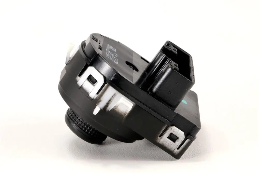 25872074 Interruptor De Espejos Tracker /16