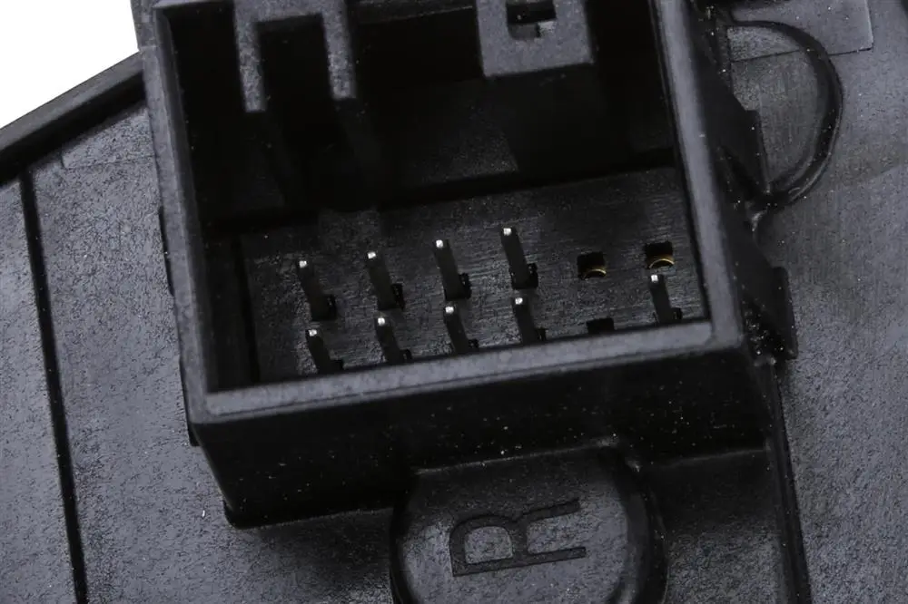 39038551  Interruptor  Ctrl Radio