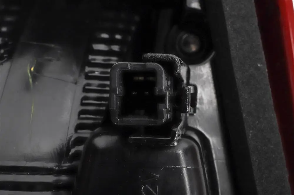 84341672 Faro Trasero Derecho Interior Equinox /20