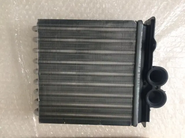 93349823 Radiador De Calefaccion Corsa C