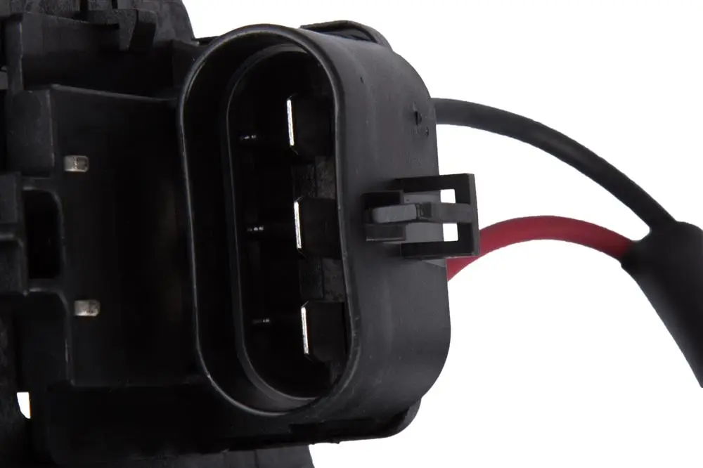 94509632 Electro Radiador C/aa C/soporte Sonic - Tracker