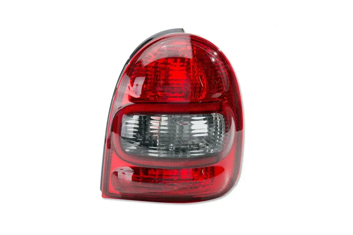 94718666 Faro Trasero Derecho Corsa 3p 2k