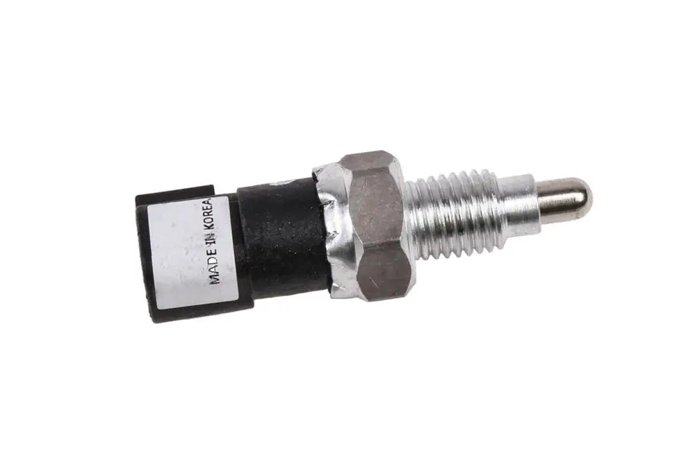 Interruptor luz marcha atras para Tracker G2